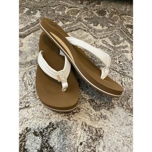 REEF Women's Cushion Breeze Cloud White Open Toe Flip Flop Sandals Size 11